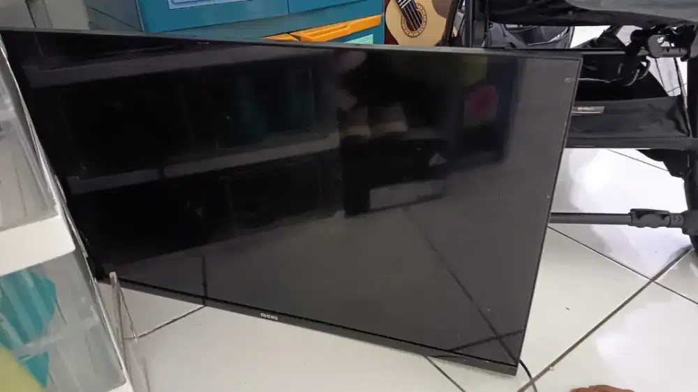 dijual tv led akari 32 inchi