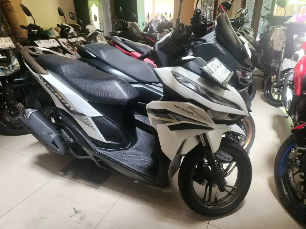 Vario 125 k2v putih keyless 2022 gbm