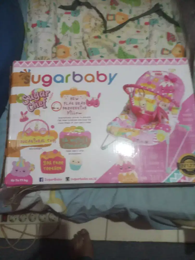 Menjual barang bayi