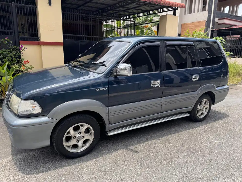 Toyota Kijang 2000 Bensin