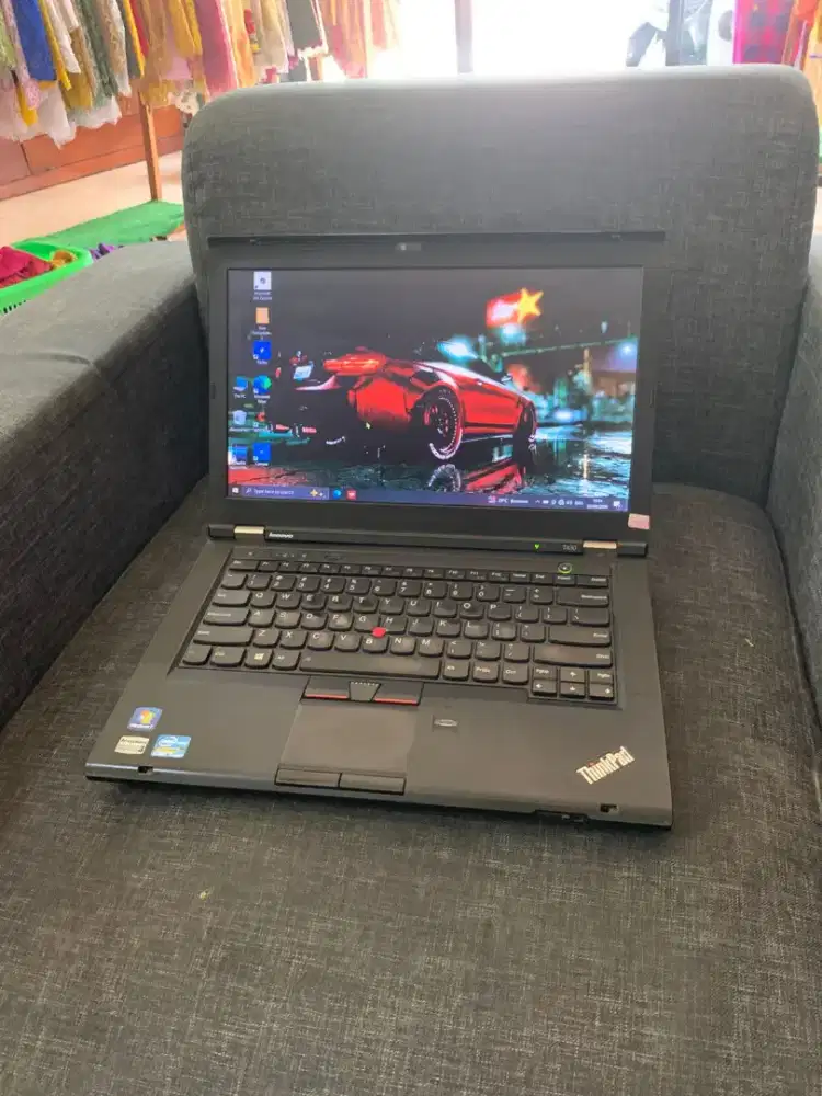 Laptop lenovo i5- ram 12- ssd 180- double vga