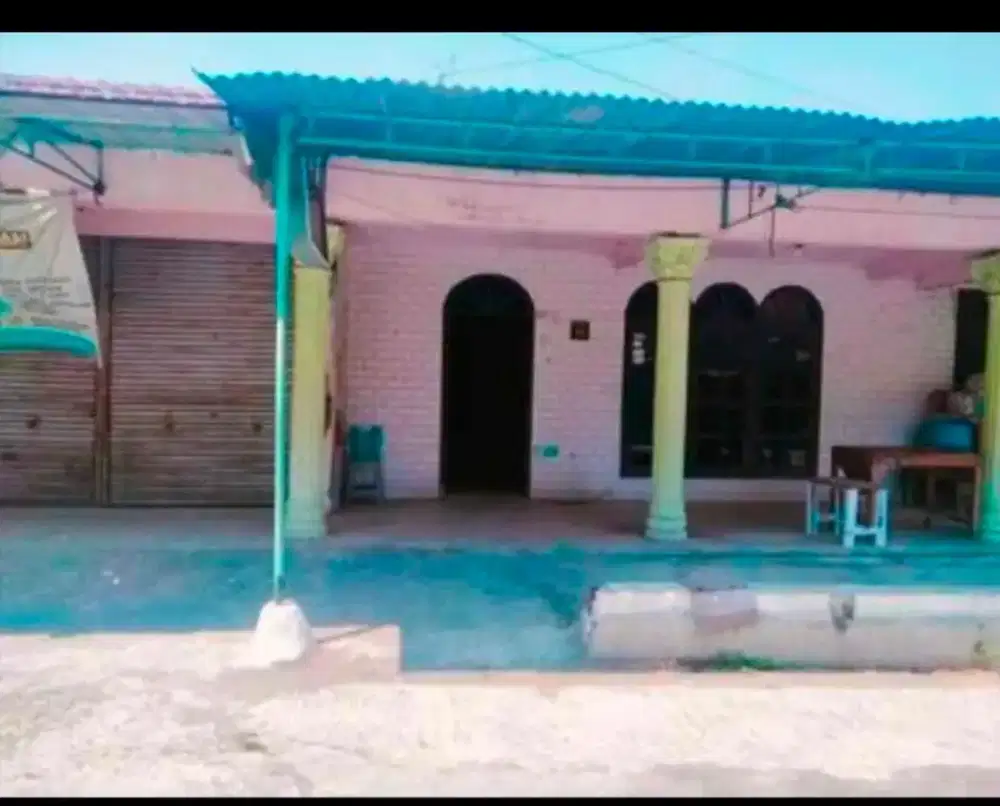 Dijual rumah dekat jalan raya slamet riyadi