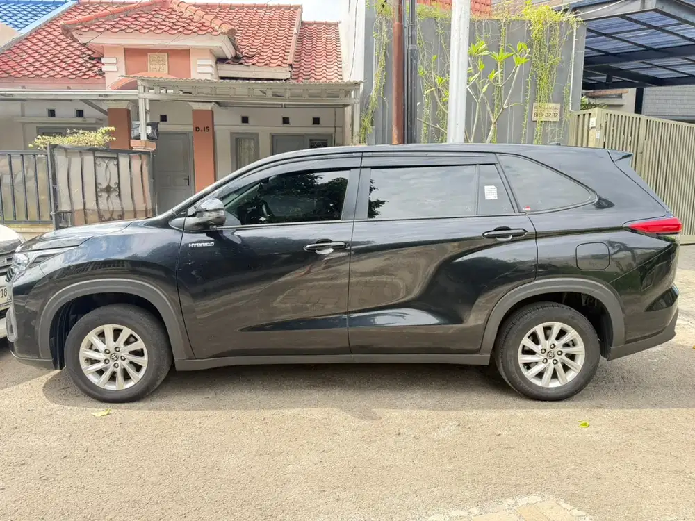 Toyota Kijang Innova 2024 Hybrid