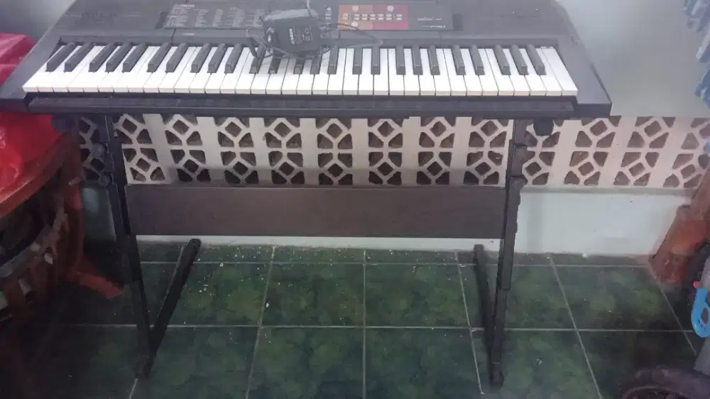 Keyboard yamaha F51 murah