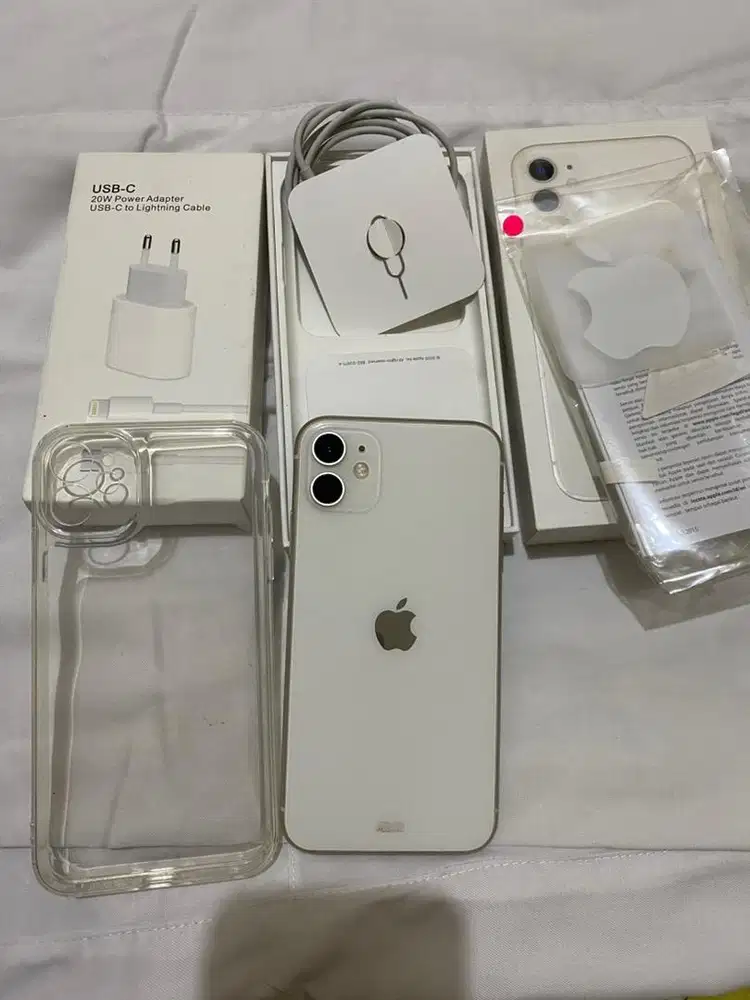 JUAL IPHONE 11 64 GB IBOX KAYA BARU