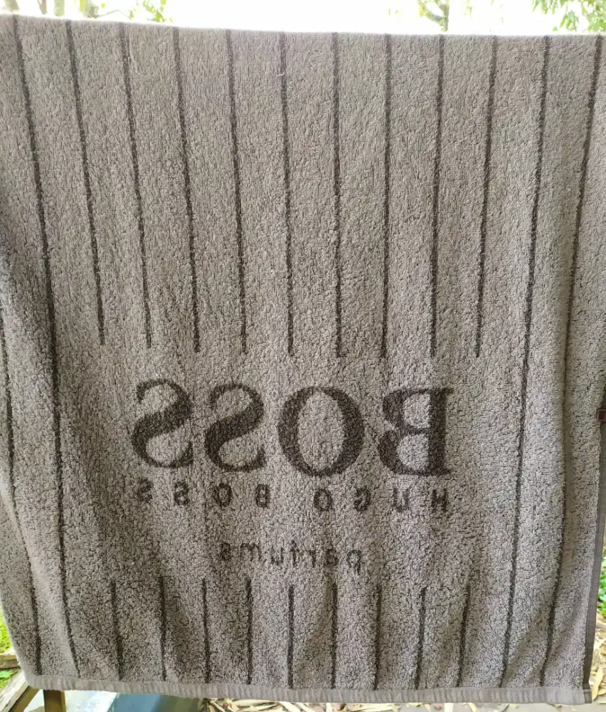 Handuk mandi Hugo boss original rare item