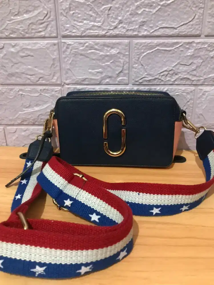 Di jual karna sudah tidak dipakai lagi biar gak di HISAB juga