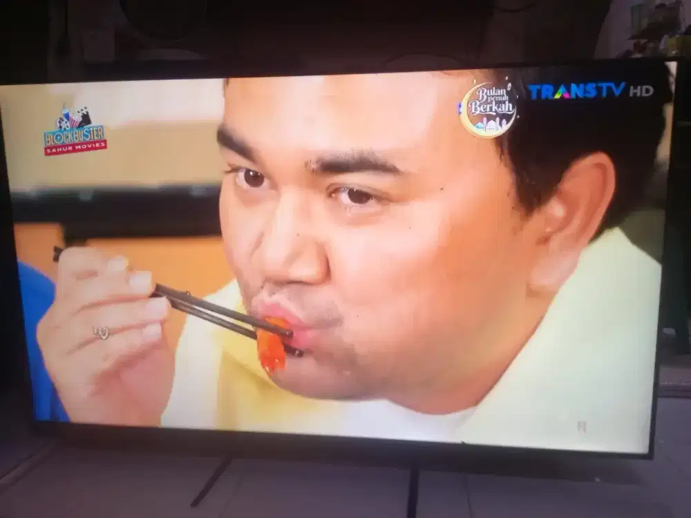 samsung smart TV 65 inch