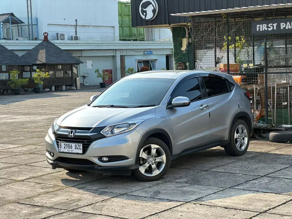 Honda HRV E AT Matic 2017 / 2018 Plat Genap Siap Pakai
