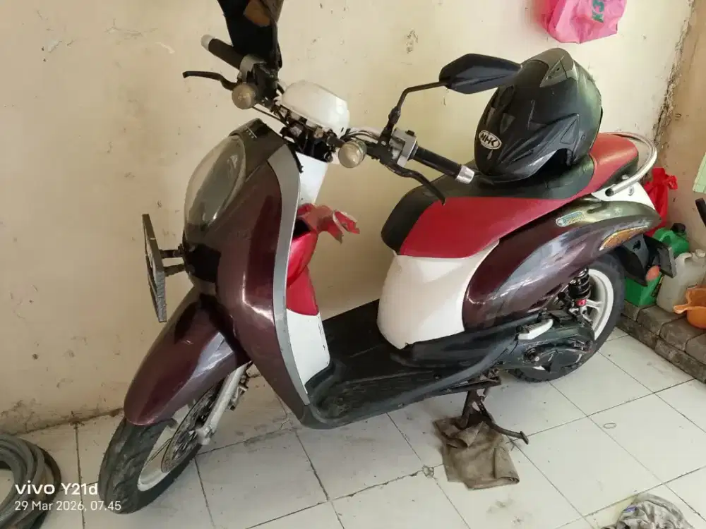 Scoopy Karbu 2011