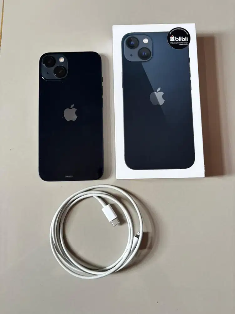 iPhone 13 128 GB Midnight