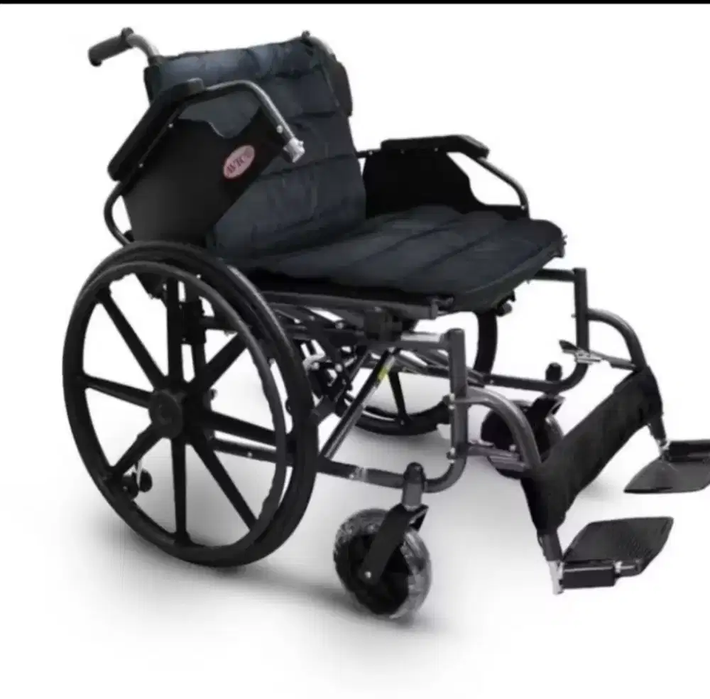 Kursi roda msh baru dipake 1x aja