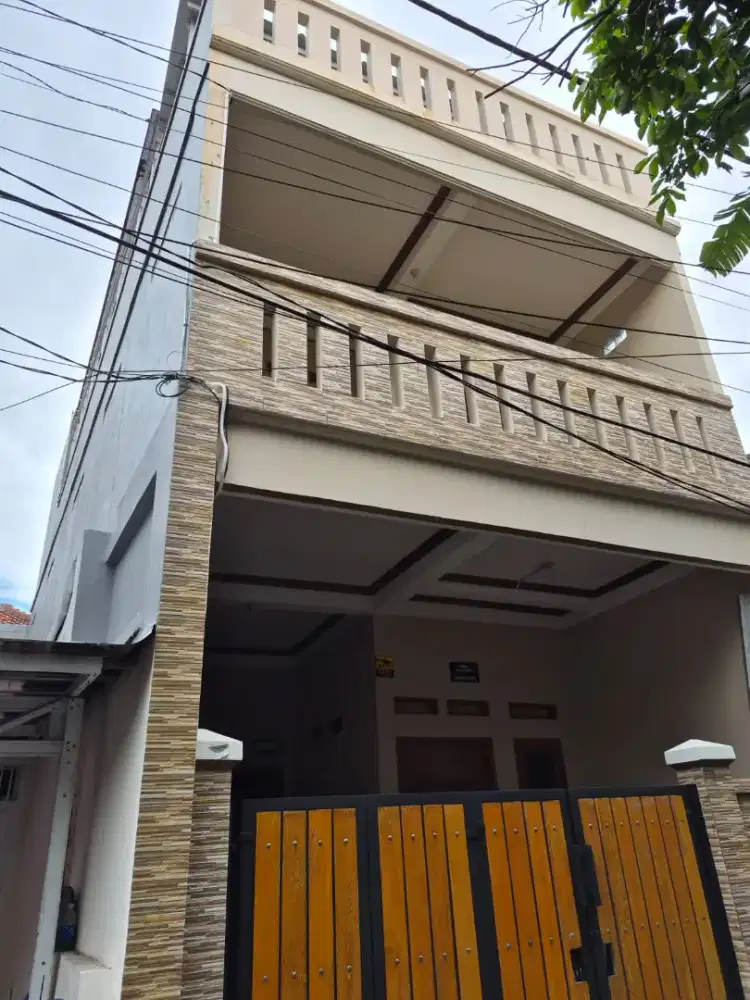 KOST WANITA dekat Kelapa Gading