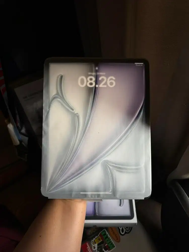 ipad 13inch air 7 M3 128gb wifi only BNOB