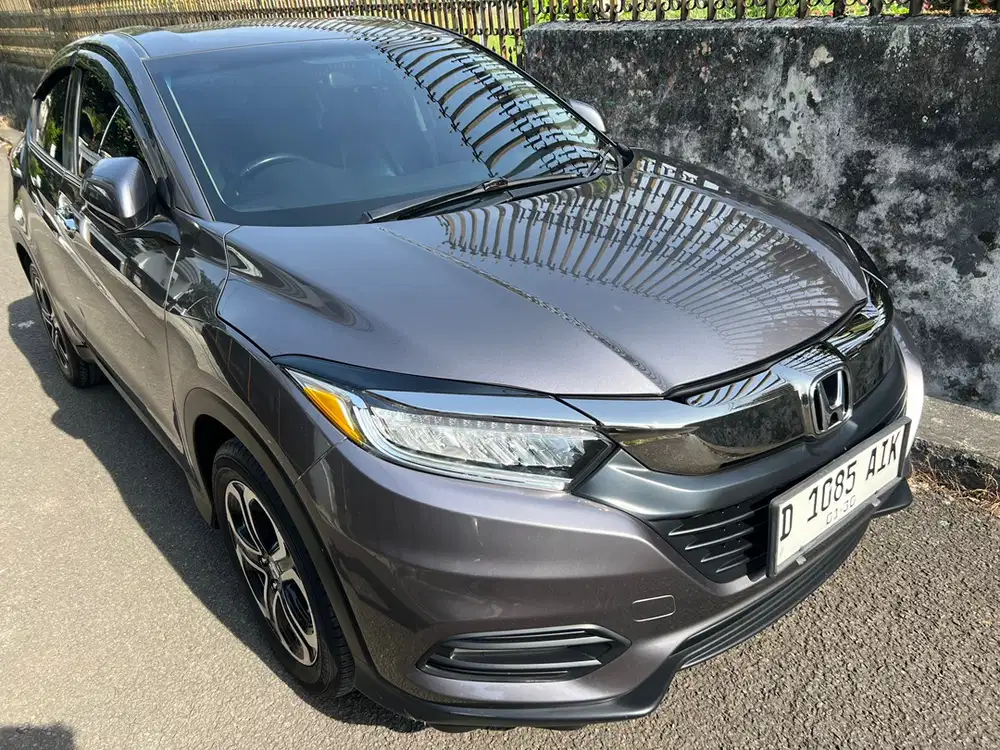 HRV E SE CVT 2019 abu abu met