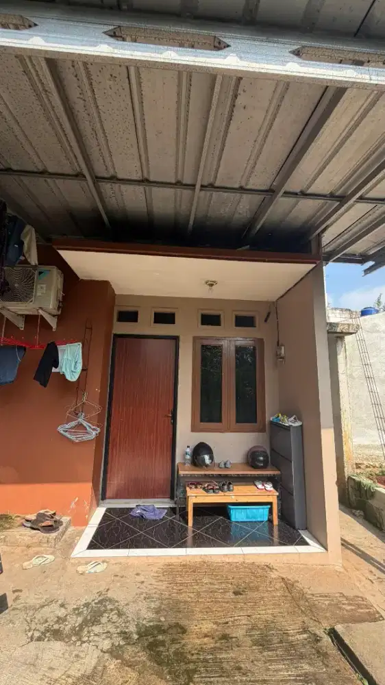 Di jual rumah Srengseng sawah Jagakarsa Selatan