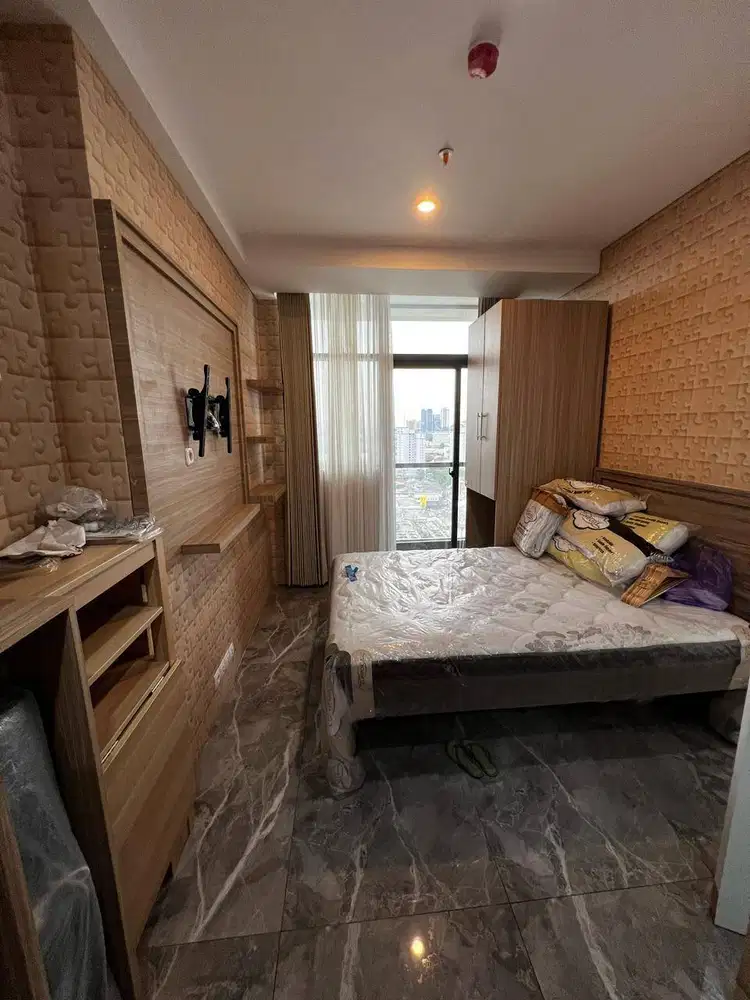 DISEWAKAN APARTEMEN STUDIO THE VERTU CIPUTRA SURABAYA BARAT