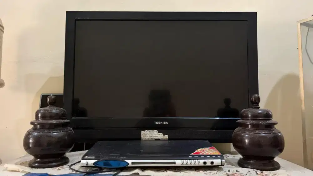 tv toshiba & dvd player