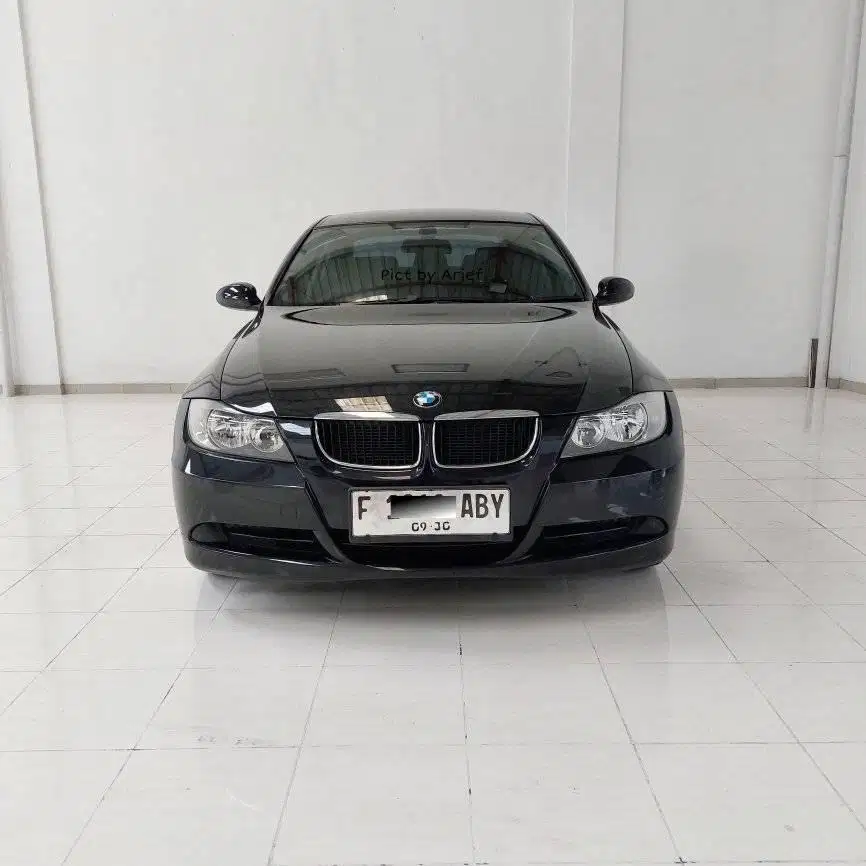 BMW 320i E90 tahun 2005
