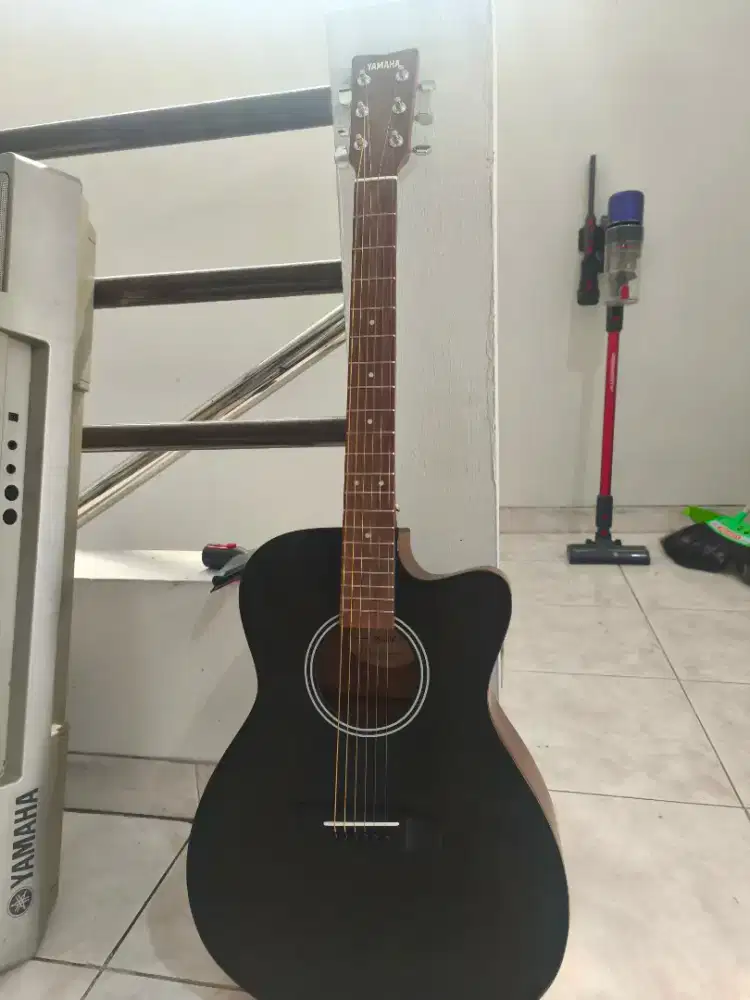 Gitar Akustik Yamaha FS400C