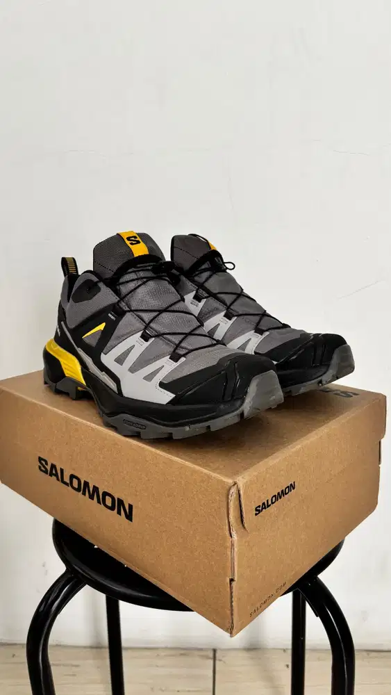 Sepatu Salomon trail like new