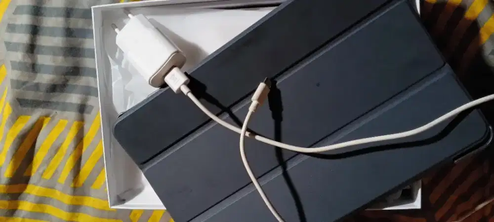 Dijual tablet xpad 20 8/256 like new