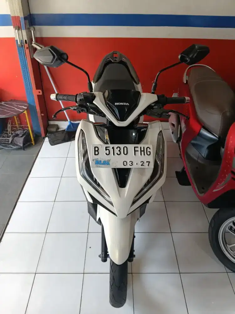 VARIO 125 CBS ISS KREDIT CEPAT DP 1JUTA