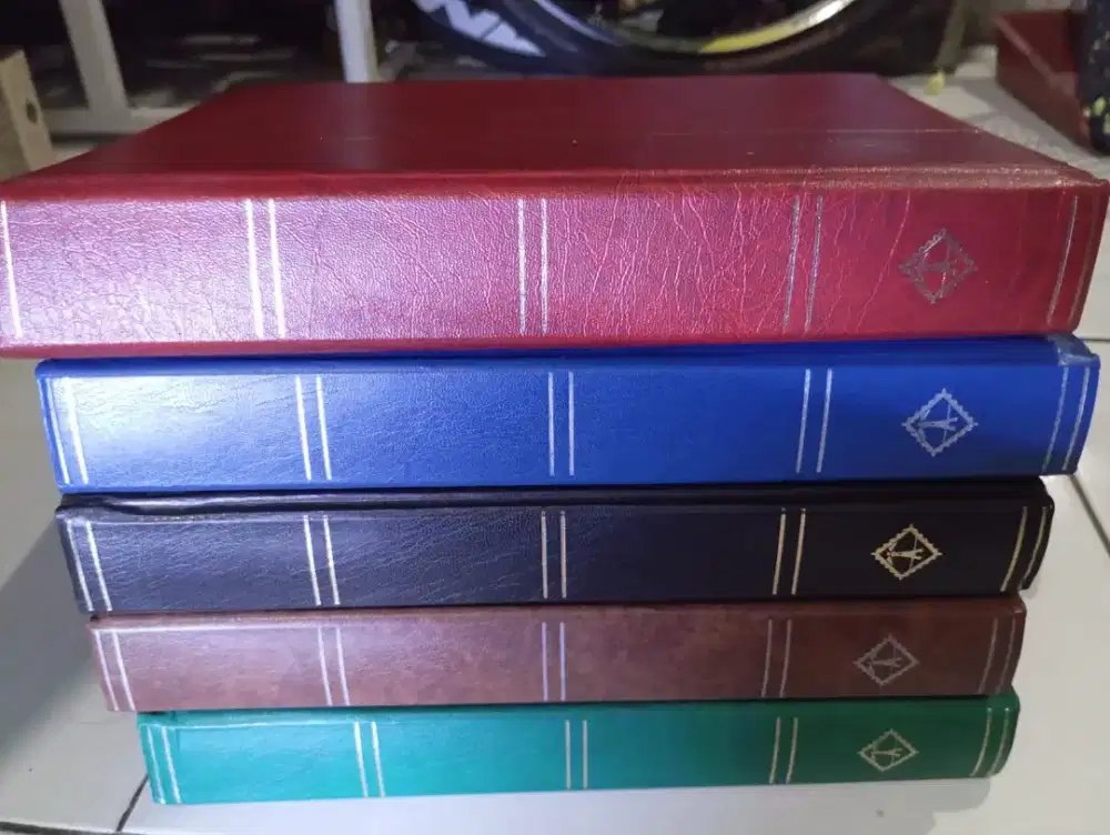 Album Prangko bekas ukuran Besar