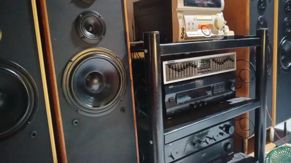 Vintage audio normal