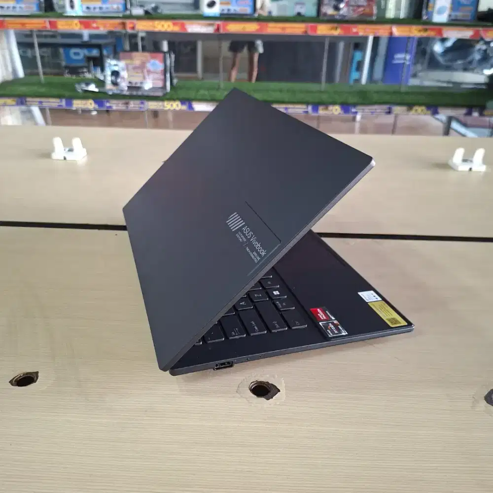 ASUS VIVOBOOK E1404F KREDIT TANPA DP