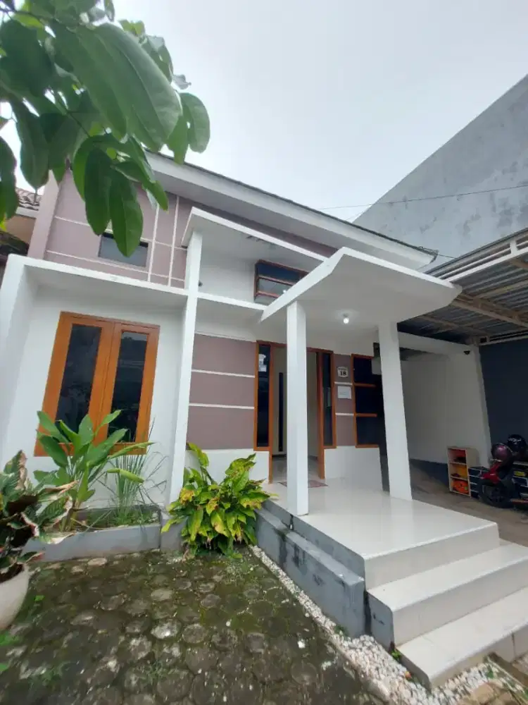 Di Jual rumah SHM tengah kota Tuban