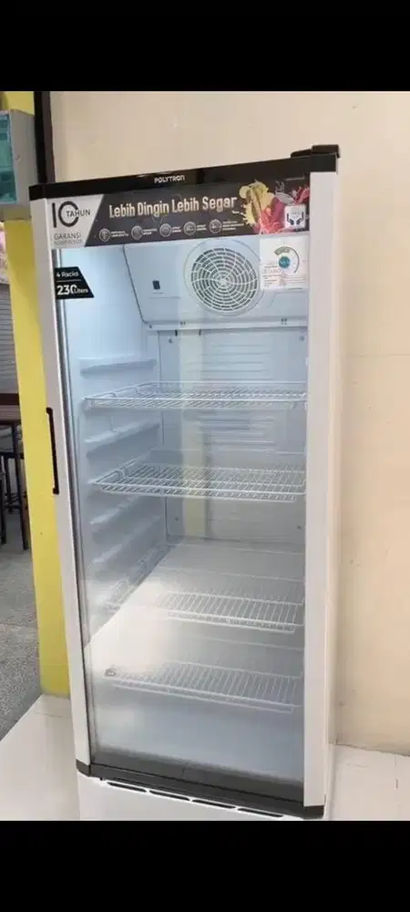 Showcase Polytron 4 rak 230 liter