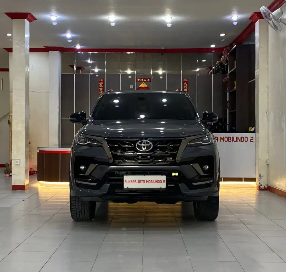 TOYOTA FORTUNER 2.8 VRZ GR SPORT TURBO DIESEL 4x2 AUTOMATIC 2023
