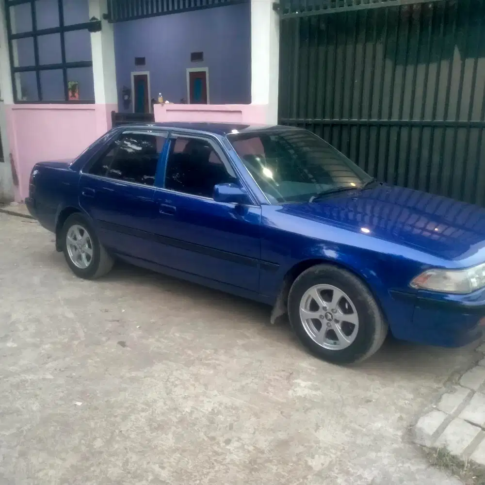 Toyota Corona 1990 Bensin