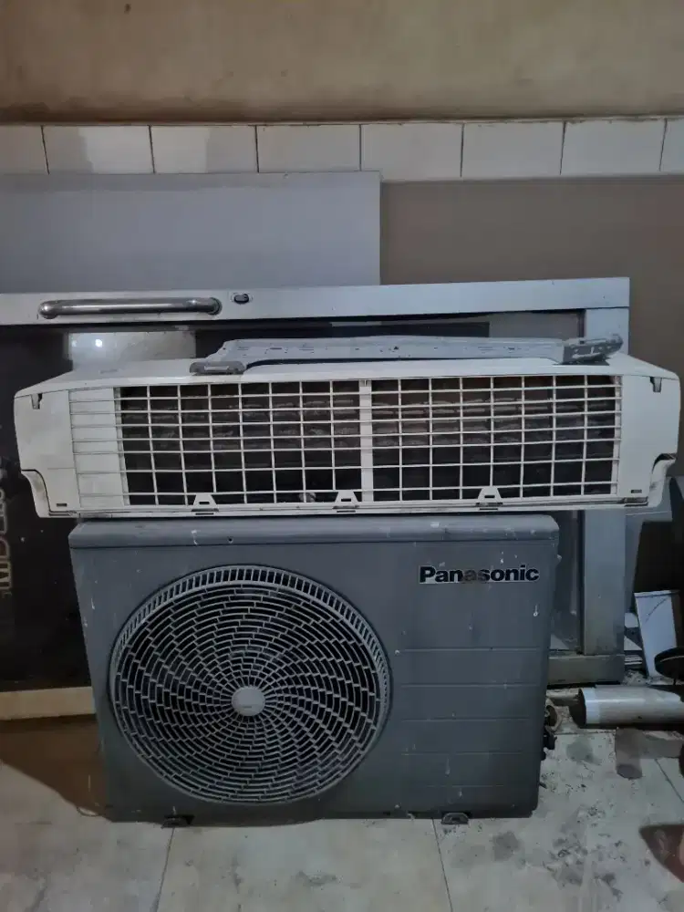 AC Panasonic 2 PK Good Condition