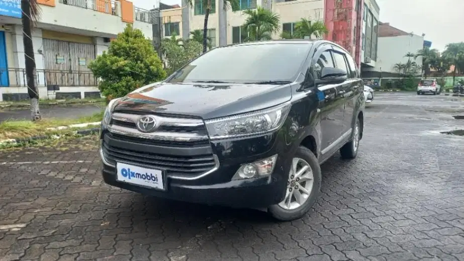 DP MURAH - Toyota Kijang Innova 2.0 V Bensin AT 2017 Hitam