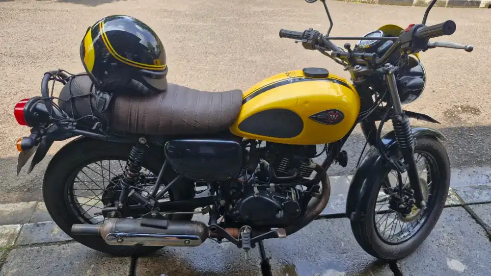 DIJUAL KAWASAKI W175 CAFE 2019