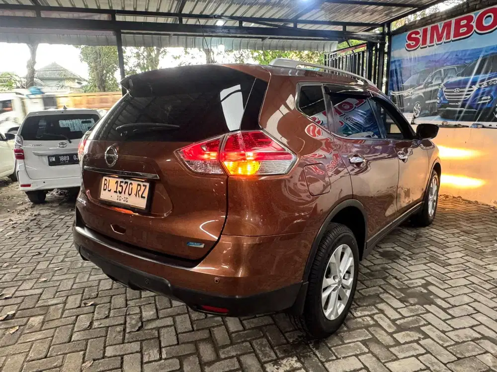 NISSAN XTRAIL 2.0 MANUAL  PAJAK HIDUP AC DINGIN BAN BARU STNK BPKB LKP