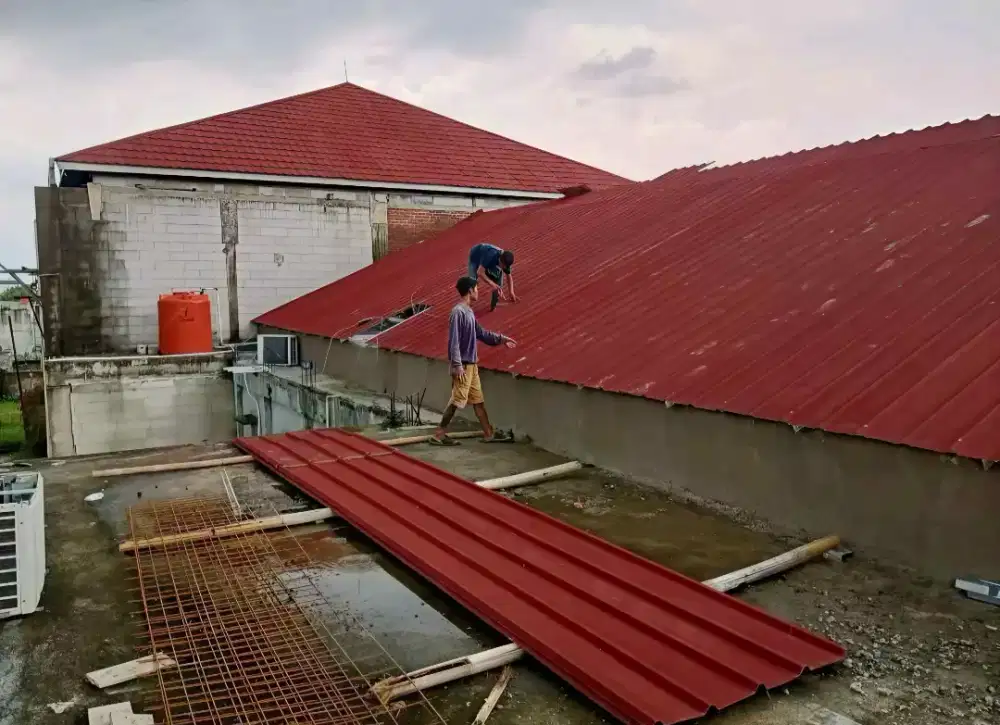 Pasang rangka baja ringan SNI