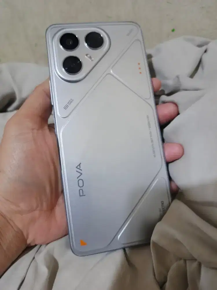 Tecno pova 7 5g ram 8+8/256gb fullset garansi on panjang