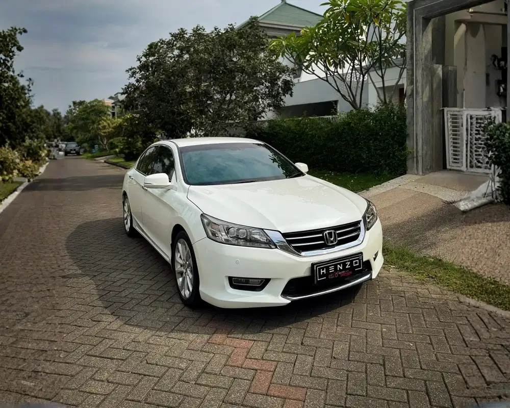 HONDA ACCORD CR2 2.4 VTI-L 2013 BENSIN