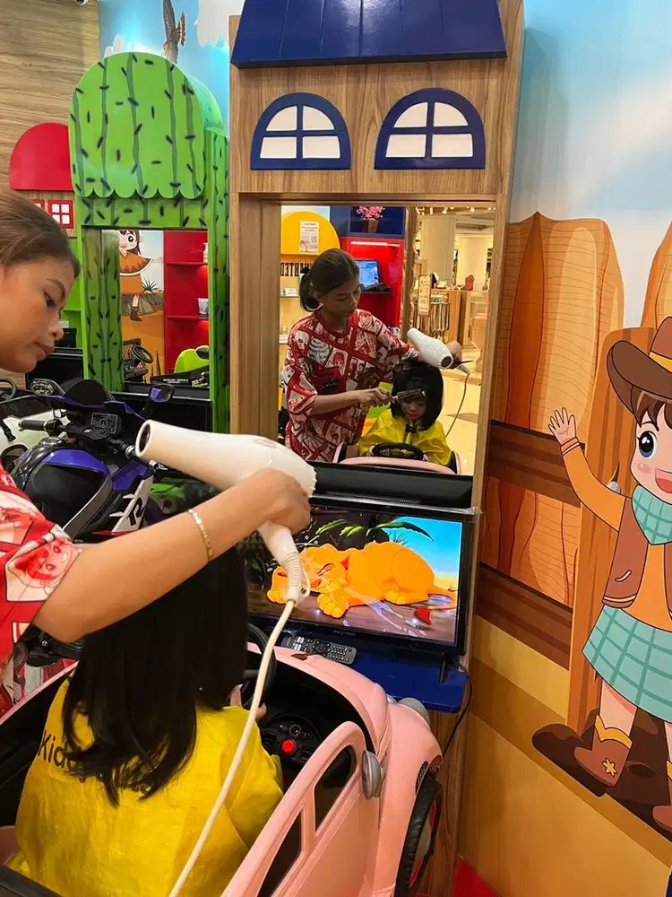 DIBUTUHKAN ART SERABUTAN BEBERES & JAGA ANAK