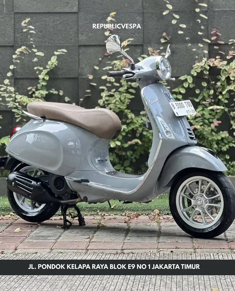 Piaggio Vespa PRIMAVERA 150 IGET ABS LED TAHUN 2022 Warna GREY MATERIA