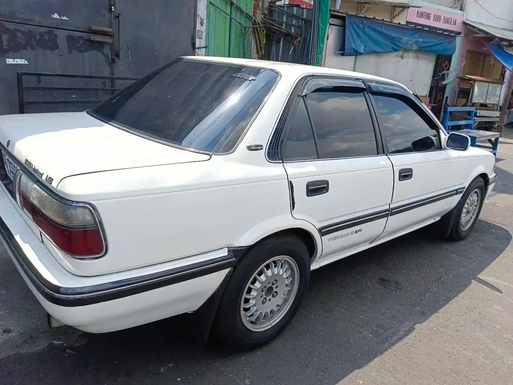 Toyota Corolla 1990 Bensin