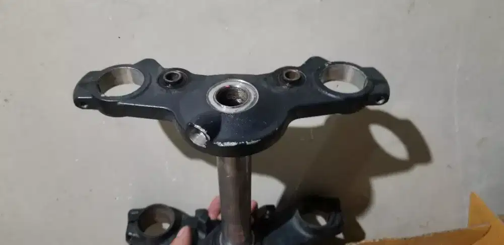 Segitiga scock depan kawasaki NR6N/F copotan original