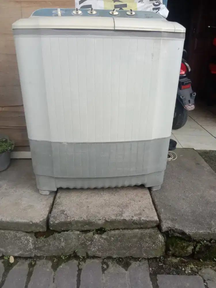 Menerima jual beli mesin cuci bekas borong atau satuan