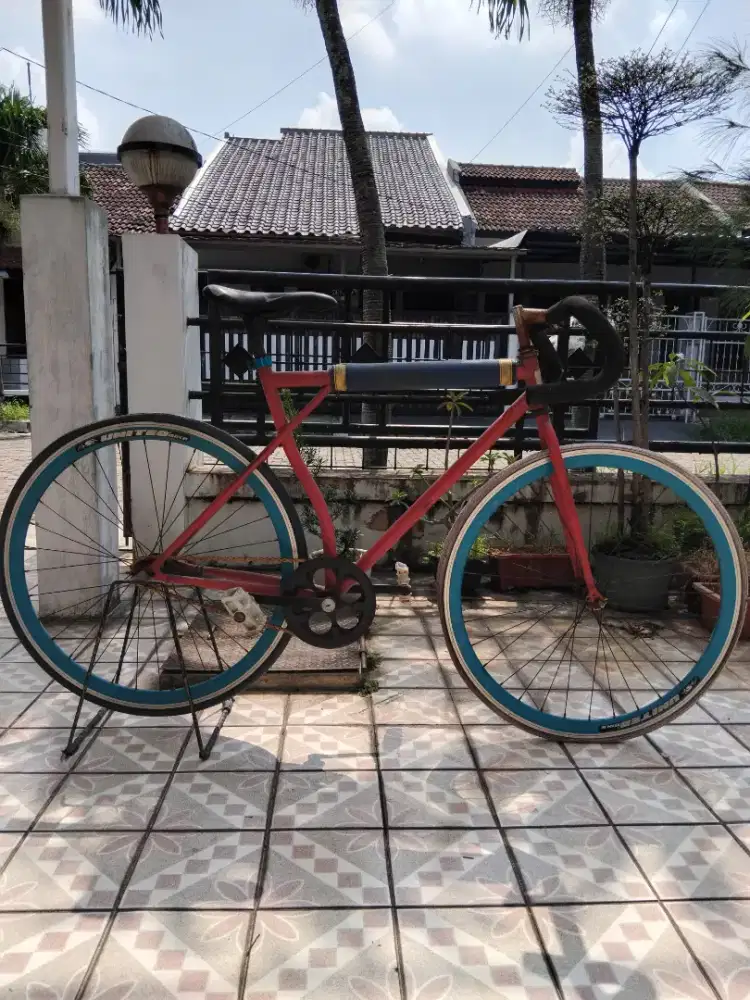 Sepeda Fixie Excelent