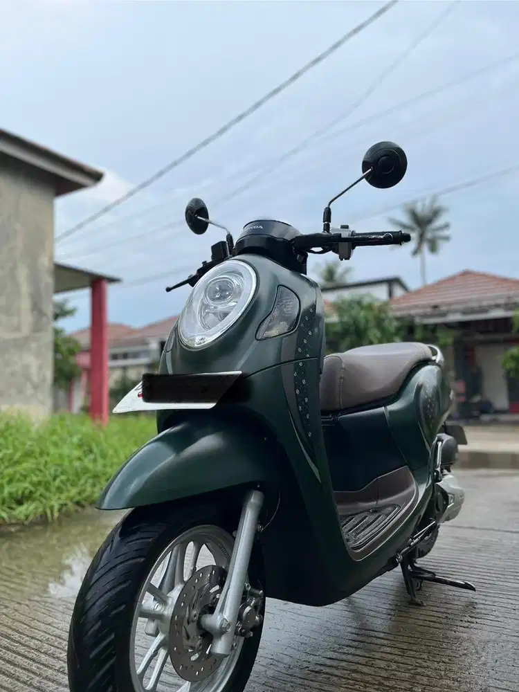 SCOOPY STYLIST GREEN KEYLES