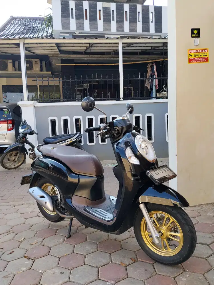 Dijual honda scoopy kyless 2021 full orisinil
