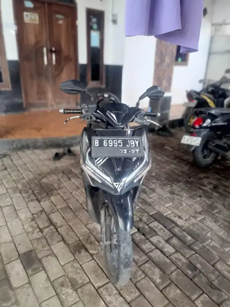 Dijual Honda Vario tahun 2022 125 cx plat Tangerang pajak off 1x